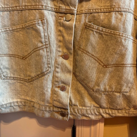 She + Sky Cropped Denim Jacket Sz L - Picture 2 of 10